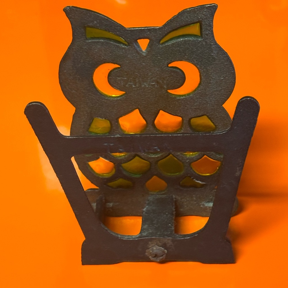 Vintage 1960s-70s Owl Stained Glass Cast Iron Napkin Holder Retro 5.5" - Picture 6 of 8